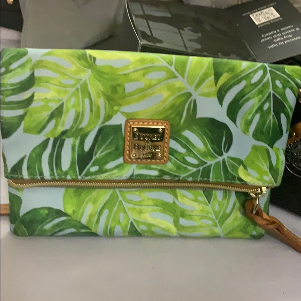 Dooney and Bourke crossbody bag